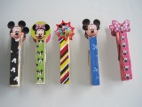 D.I.Y. Custom Clothespins and Picture Frames
